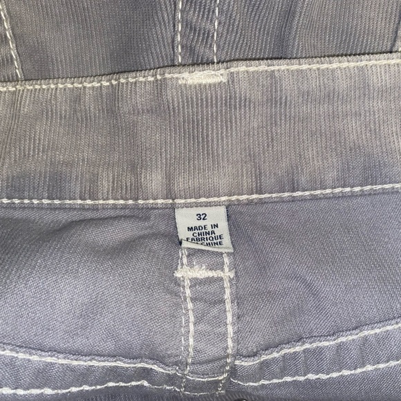 True Religion Corduroy CUT OFF shorts size 32 - Picture 5 of 5